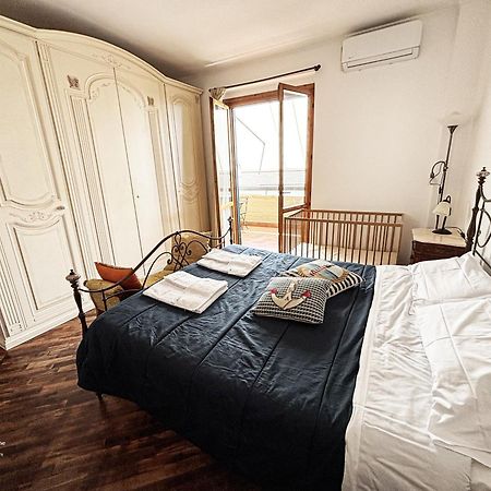 Sicilian Home アーチ・カステッロ エクステリア 写真